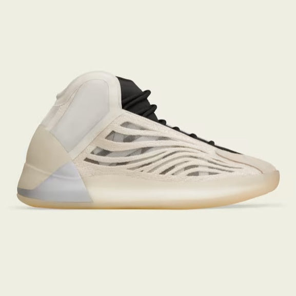 YEEZY QNTM “Mist Slate” Footwear