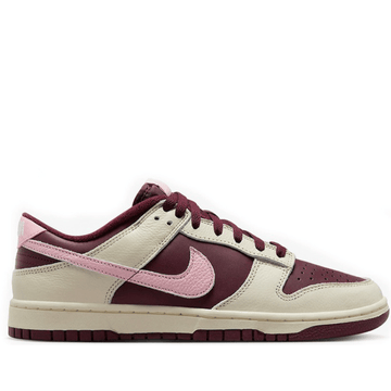 Nike Dunk Low "Valentines Day" Footwear